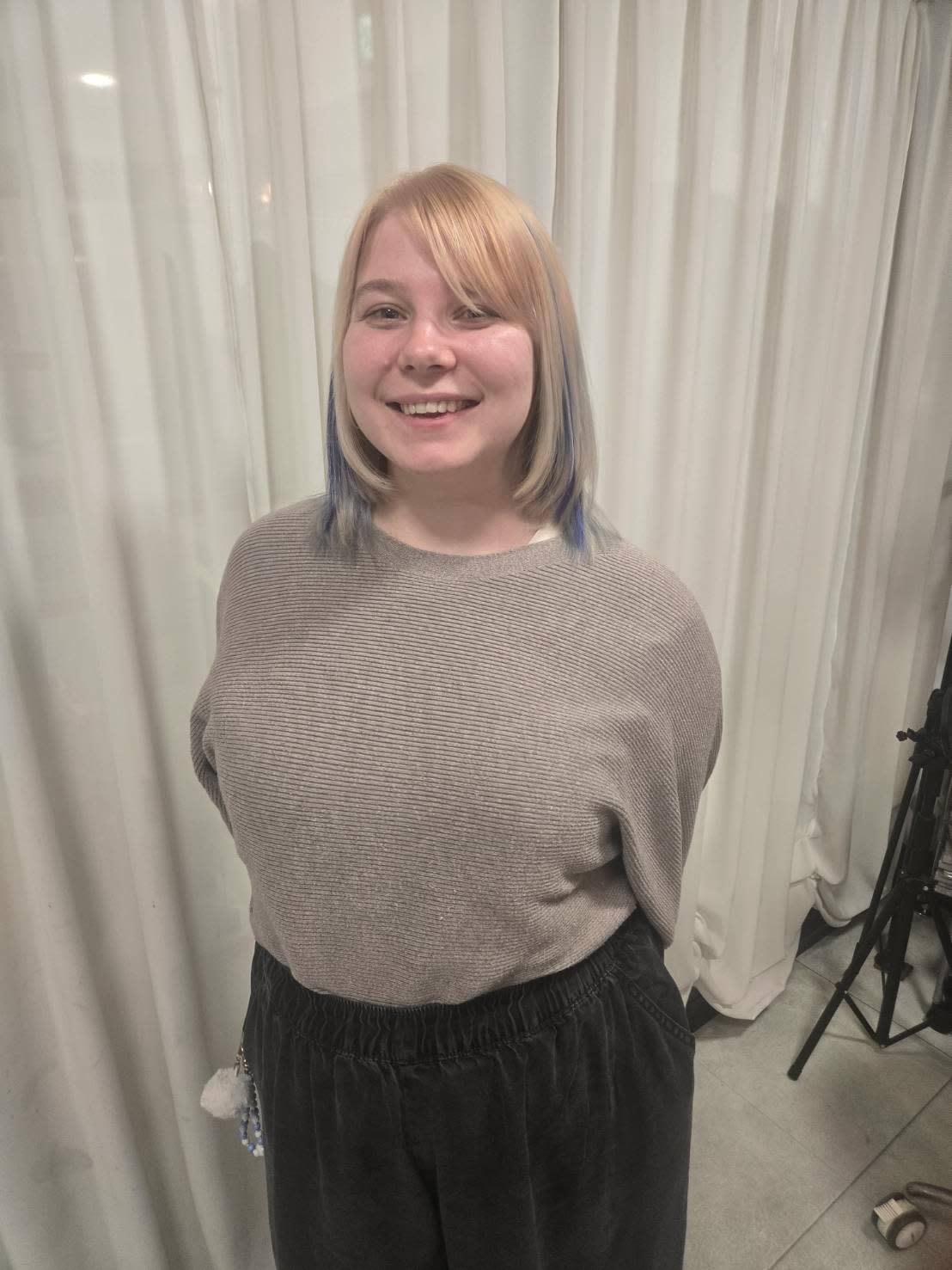 OZ【オズ】のスタイル紹介。艶ケアブリーチ＋オーガニックカラー＋集中補修トリートメント