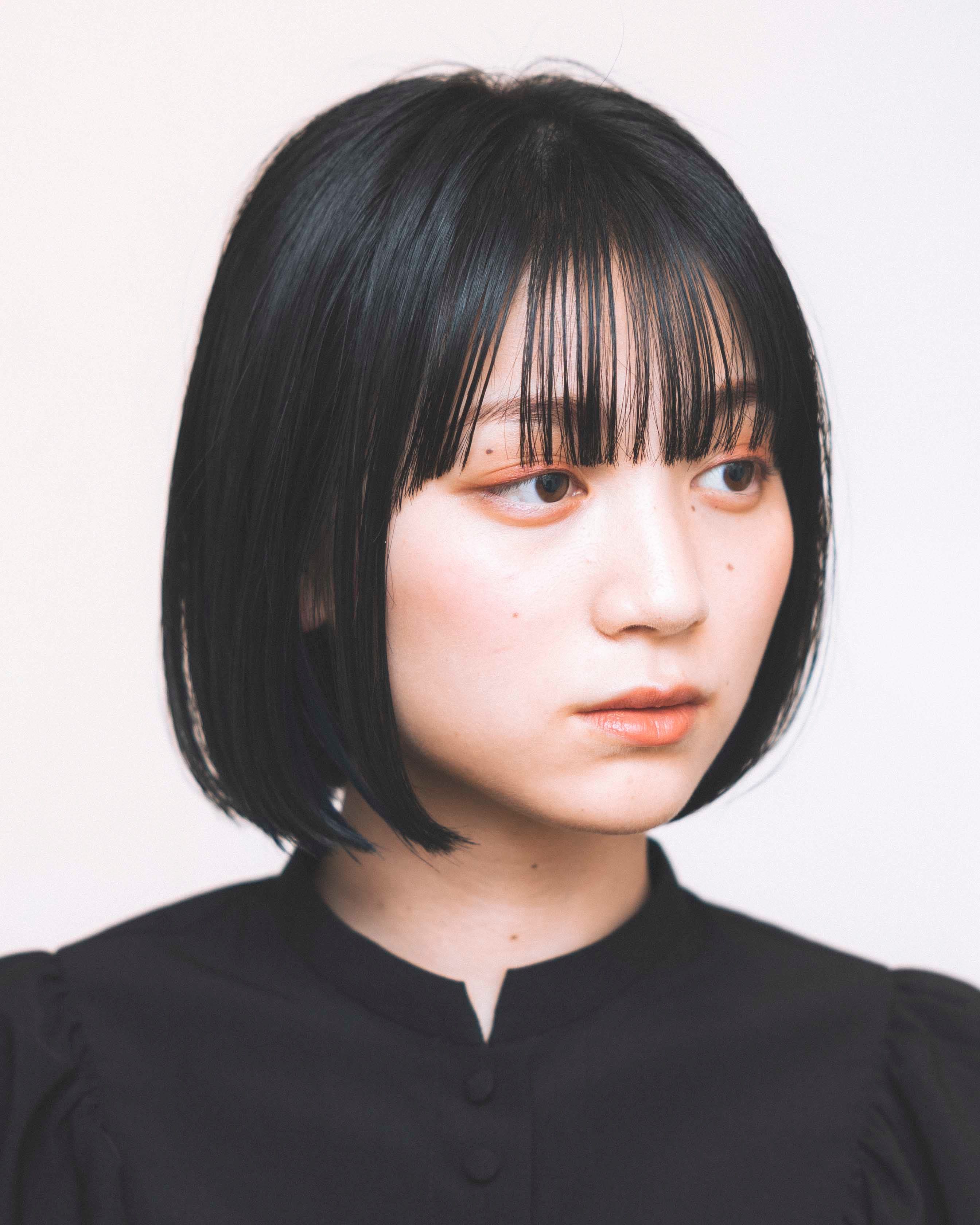 Botanica 【ボタニカ】【ボタニカ】のスタイル紹介。大人お洒落切りっぱなしボブ黒髪ボブシースルバング