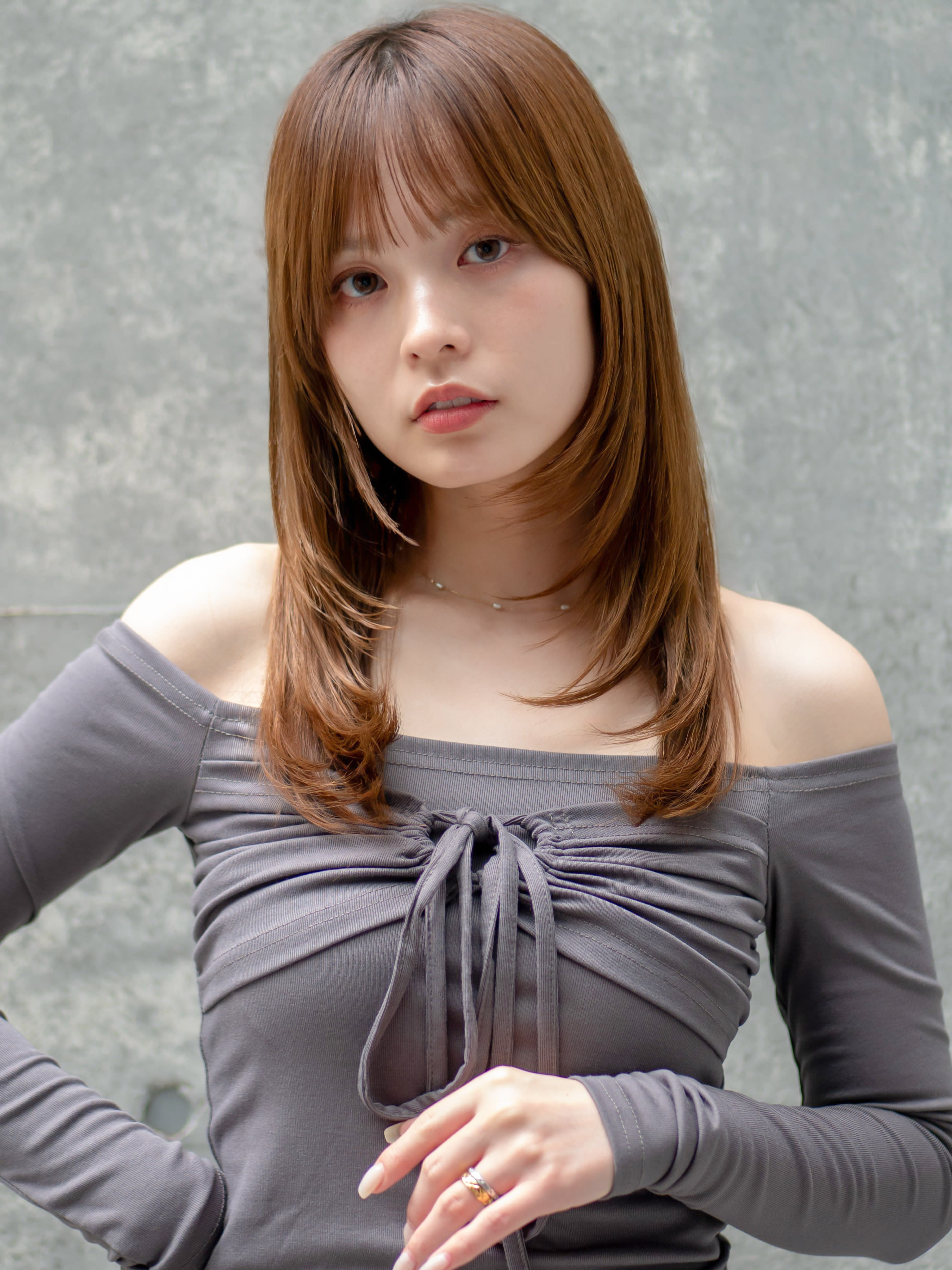 AUBE HAIR lapin 札幌平岸店 【オーブ ヘアー ラパン】【オーブ ヘアー ラパン サッポロヒラギシテン】のスタイル紹介。20代・30代_くびれレイヤーミディ