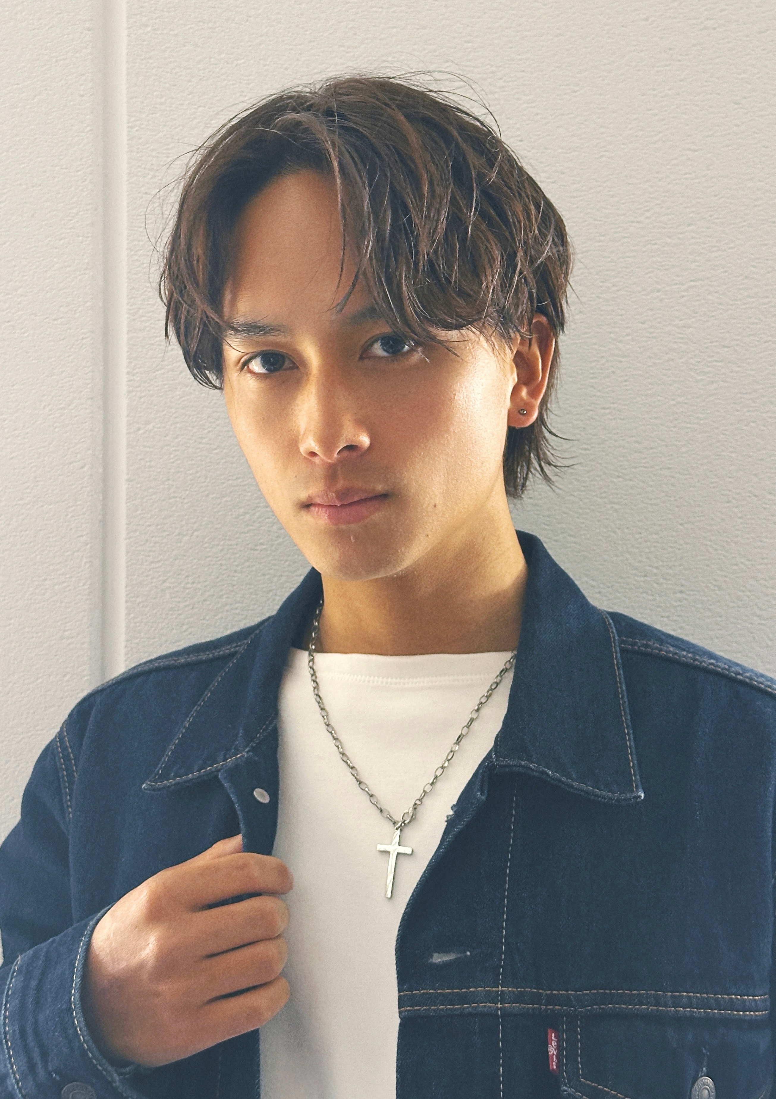 LIC men's salon 南堀江【リック メンズ サロン ミナミホリエ】のスタイル紹介。センターパート×ニュアンスパーマ