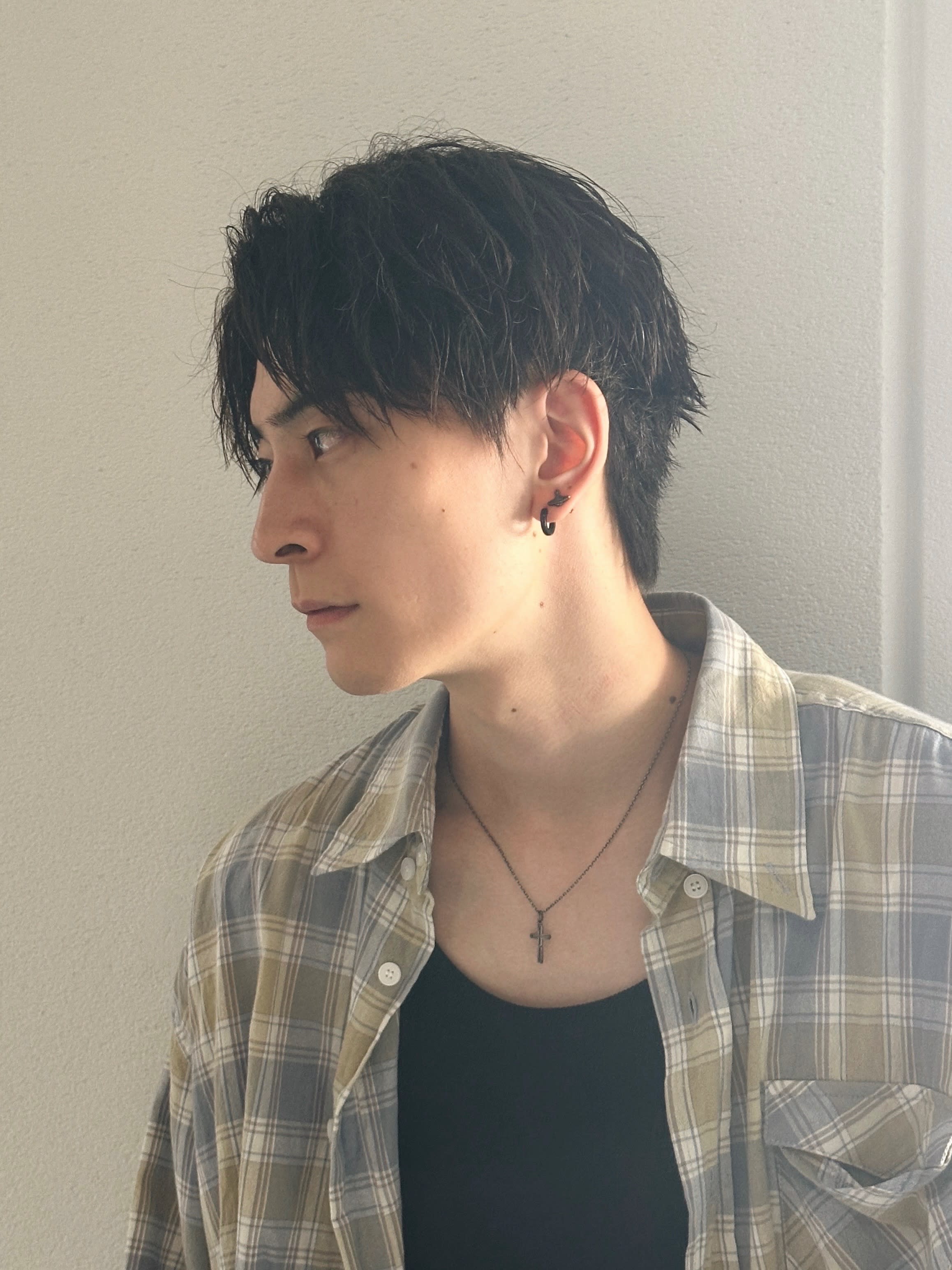 LIC men's salon 南堀江【リック メンズ サロン ミナミホリエ】のスタイル紹介。センターパート×ツイストスパイラルパーマ