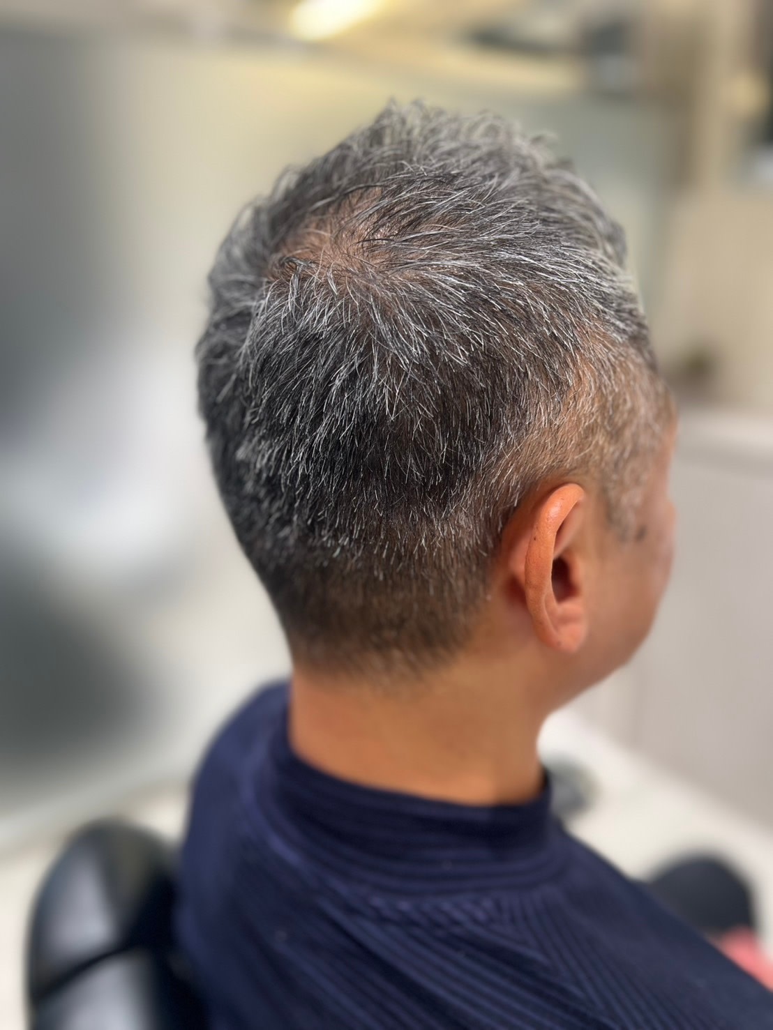 salon.de.SHILO 【メンズ理容室/バーバー】【サロンドシロ メンズリヨウシツ バーバー】のスタイル紹介。【麻布十番/メンズカット】ベリーショート　ソフトモヒカン